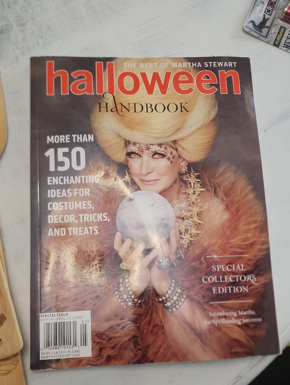 Martha Stewart Halloween Handbook Collectors Edition Magazine 2010 Special Issue